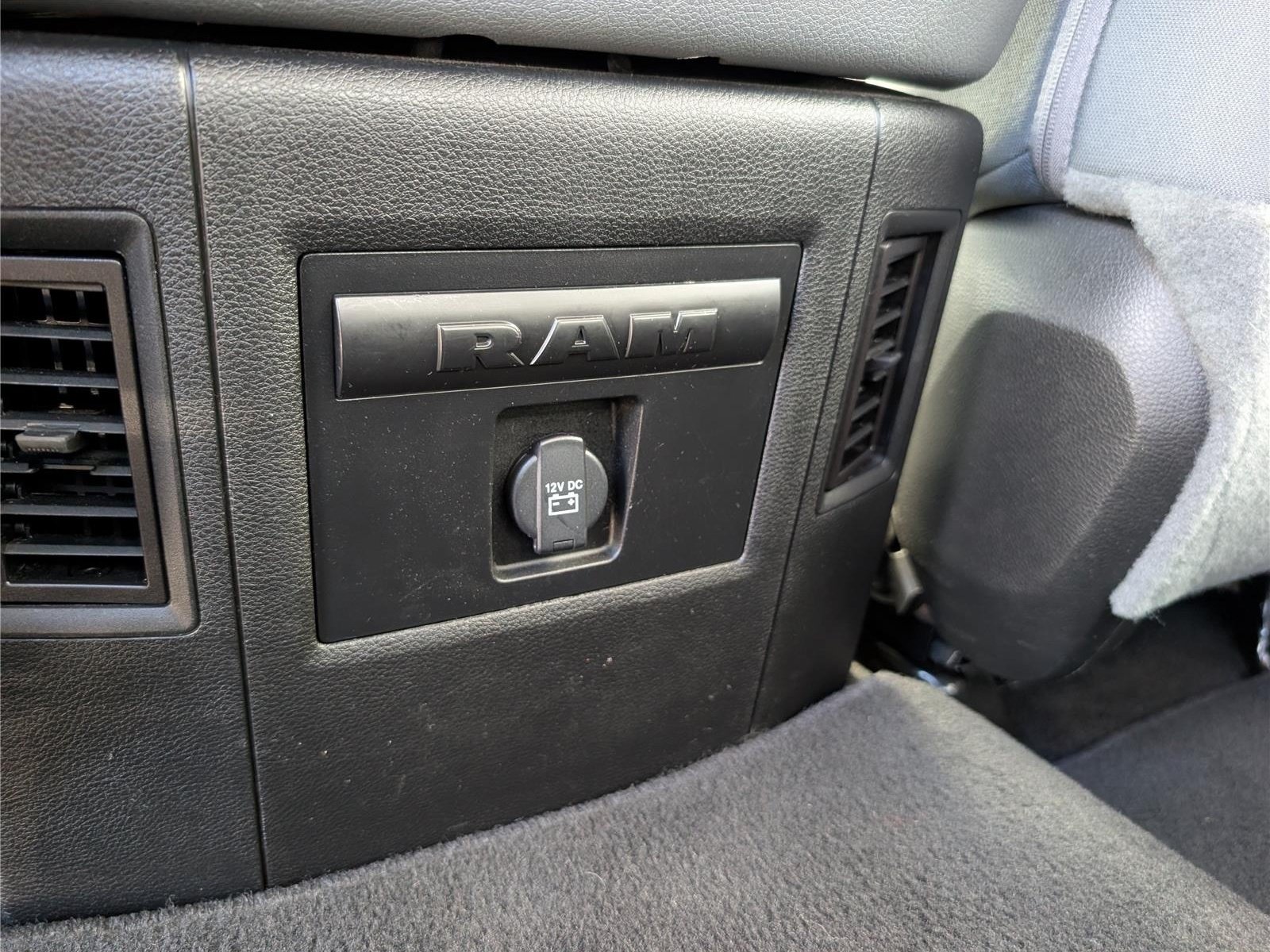 Used 2017 RAM 1500 Big Horn AWD/4WD image 16