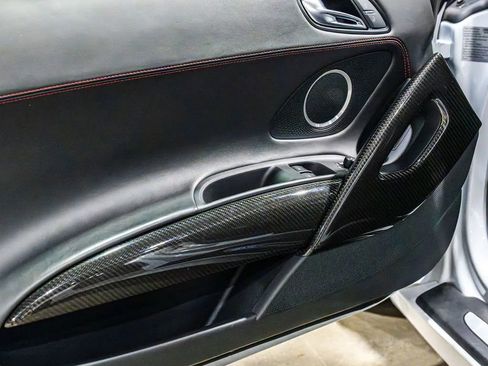 Used 2012 Audi R8 V10 image 93