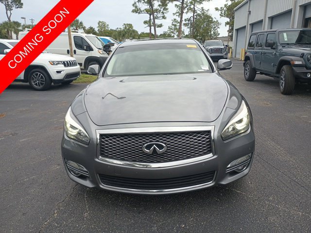 Used 2019 INFINITI Q70 Luxe RWD image 6