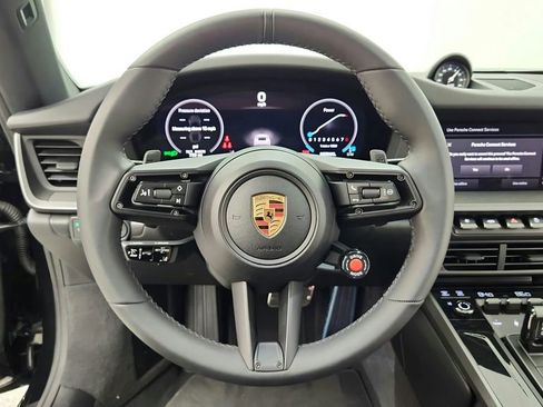 Used 2025 Porsche 911 Carrera RWD image 31