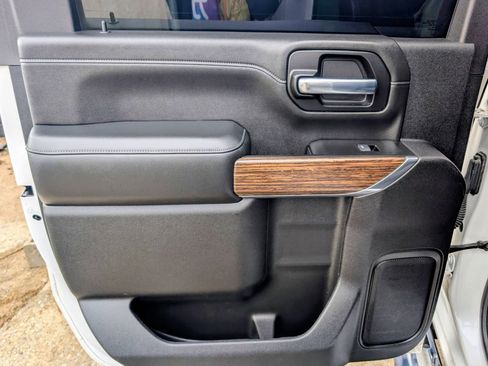 Used 2020 Chevrolet Silverado 3500 High Country w/ Z71 Off-Road Package image 20