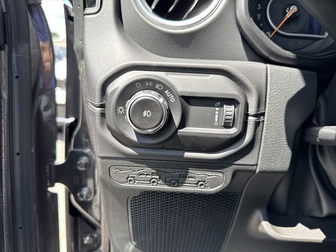 New 2025 Jeep Wrangler Sahara image 17