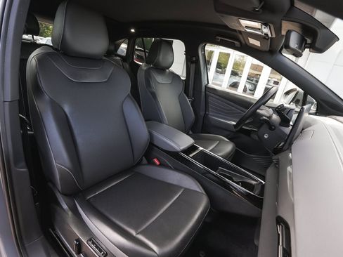 Used 2023 Volkswagen ID.4 Pro S AWD/4WD image 35