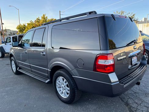 Used 2014 Ford Expedition EL XLT image 8