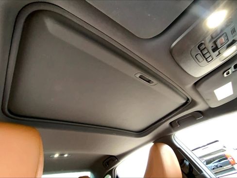 Used 2020 Toyota Avalon Limited w/ Advanced Safety Package image 13