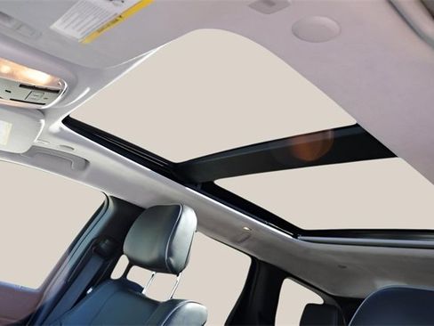 Used 2021 Jeep Grand Cherokee Summit w/ Platinum Series Group image 11