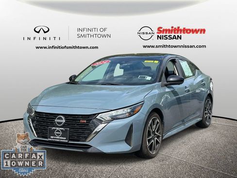 Used 2024 Nissan Sentra SR w/ SR Premium Package FWD image 3