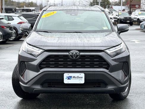 Used 2024 Toyota RAV4 XLE w/ Convenience Package image 2