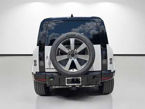 New 2026 Land Rover Defender 110 X AWD/4WD image 4