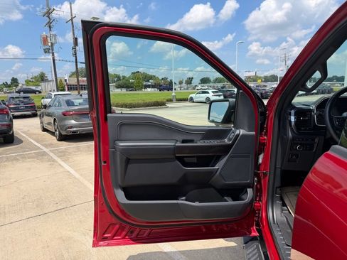 Used 2021 Ford F150 XLT w/ Equipment Group 302A High AWD/4WD image 10
