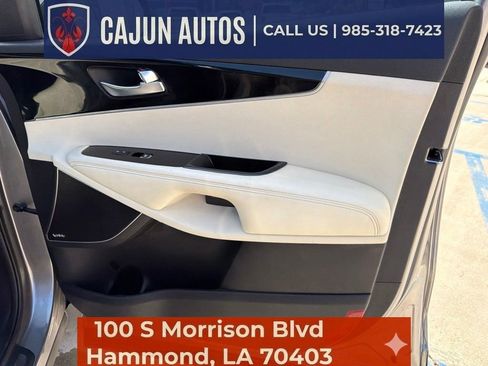 Used 2017 Kia Sorento SX FWD image 33