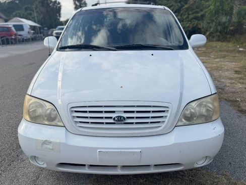 Used 2003 Kia Sedona LX image 8