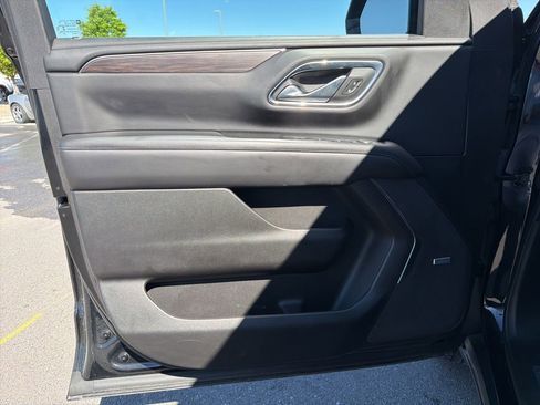 Used 2023 Chevrolet Tahoe Z71 AWD/4WD image 5