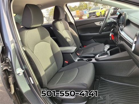 Used 2022 Kia Forte LXS w/ LXS Technology Package image 16