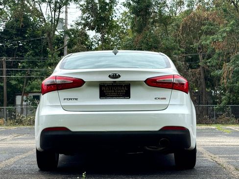 Used 2016 Kia Forte EX w/ EX Premium Package FWD image 12
