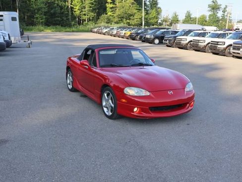 Used 2005 MAZDA MX-5 Miata w/ Convenience Pkg RWD image 9