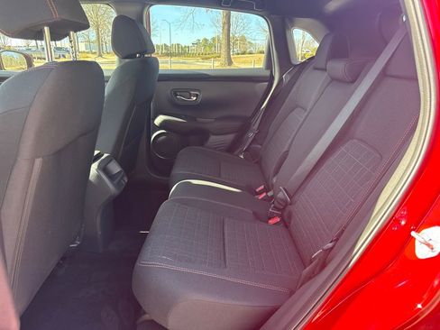 Used 2025 Honda HR-V Sport image 26