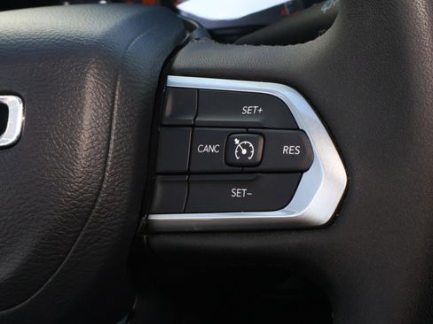 Used 2024 Jeep Compass Latitude w/ Altitude Special Edition image 21