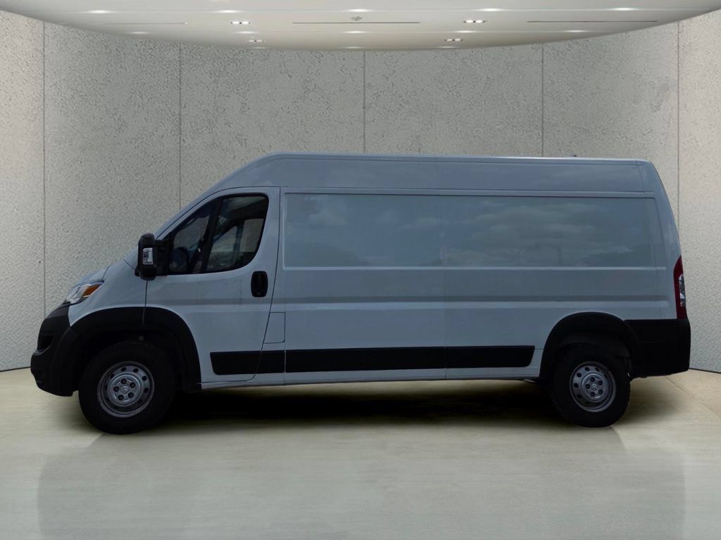 Used 2023 RAM ProMaster 2500 FWD image 2