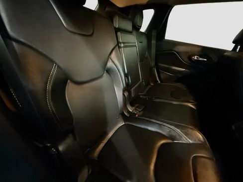 Used 2014 Jeep Cherokee Limited AWD/4WD image 26