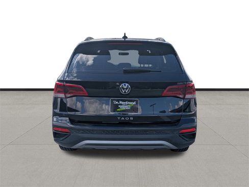 Used 2022 Volkswagen Taos S image 6