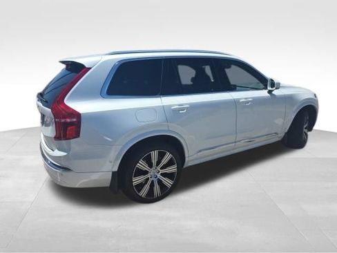 Used 2023 Volvo XC90 T8 Ultimate AWD/4WD image 5