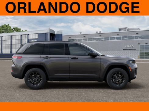 New 2026 Jeep Grand Cherokee Altitude RWD image 21
