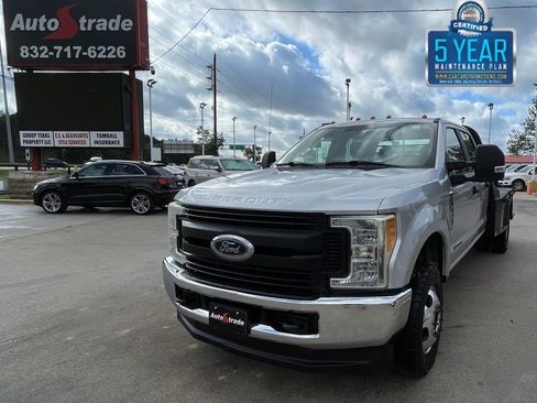 Used 2017 Ford F350 XL w/ Power Equipment Group AWD/4WD image 1