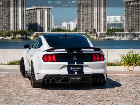 Used 2022 Ford Mustang Shelby GT500 w/ Handling Package image 3