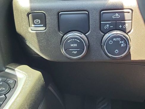 Used 2024 Chevrolet Silverado 1500 LT RWD image 22