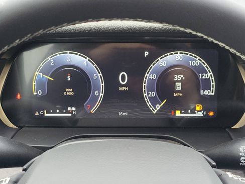 New 2026 Jeep Grand Cherokee Altitude image 17