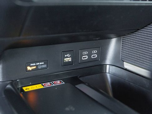 Used 2026 Toyota Camry SE w/ Convenience Package FWD image 20