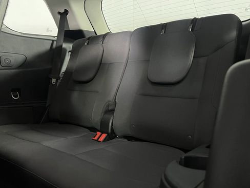 Used 2025 Ford Explorer Active image 29