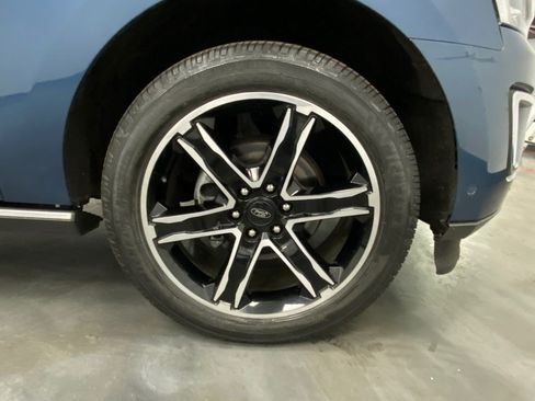 Used 2019 Ford Expedition Max Limited w/ Special Edition Package AWD/4WD image 16