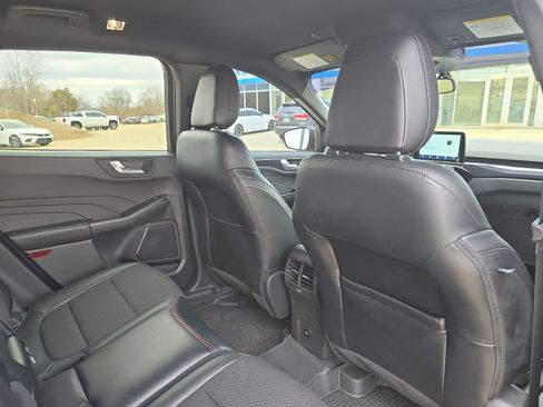 Used 2024 Ford Escape ST-Line w/ Equipment Group 301A image 16