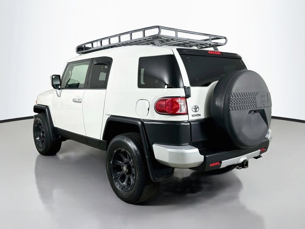 Used 2011 Toyota FJ Cruiser 4WD w/ Upgrade Pkg image 5