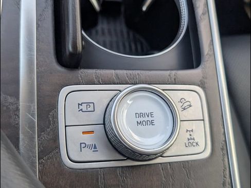 Used 2024 Genesis GV80 2.5T AWD/4WD image 16