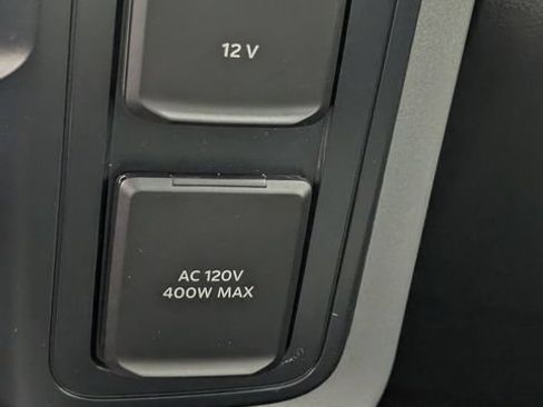 Used 2025 Ford F150 Lariat w/ Equipment Group 501A Mid AWD/4WD image 24