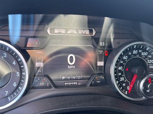 Used 2022 RAM 1500 Big Horn AWD/4WD image 8
