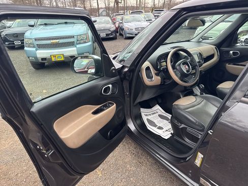 Used 2016 FIAT 500L Lounge image 23