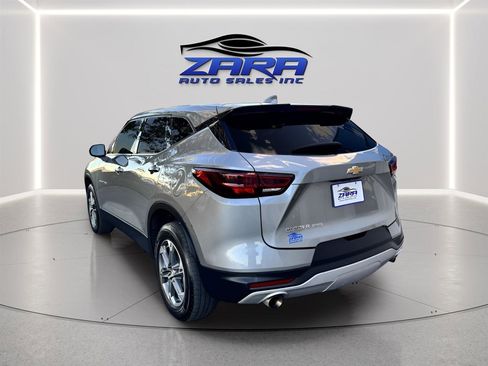 Used 2023 Chevrolet Blazer LT image 4