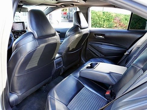 Used 2022 Toyota Corolla XSE image 17