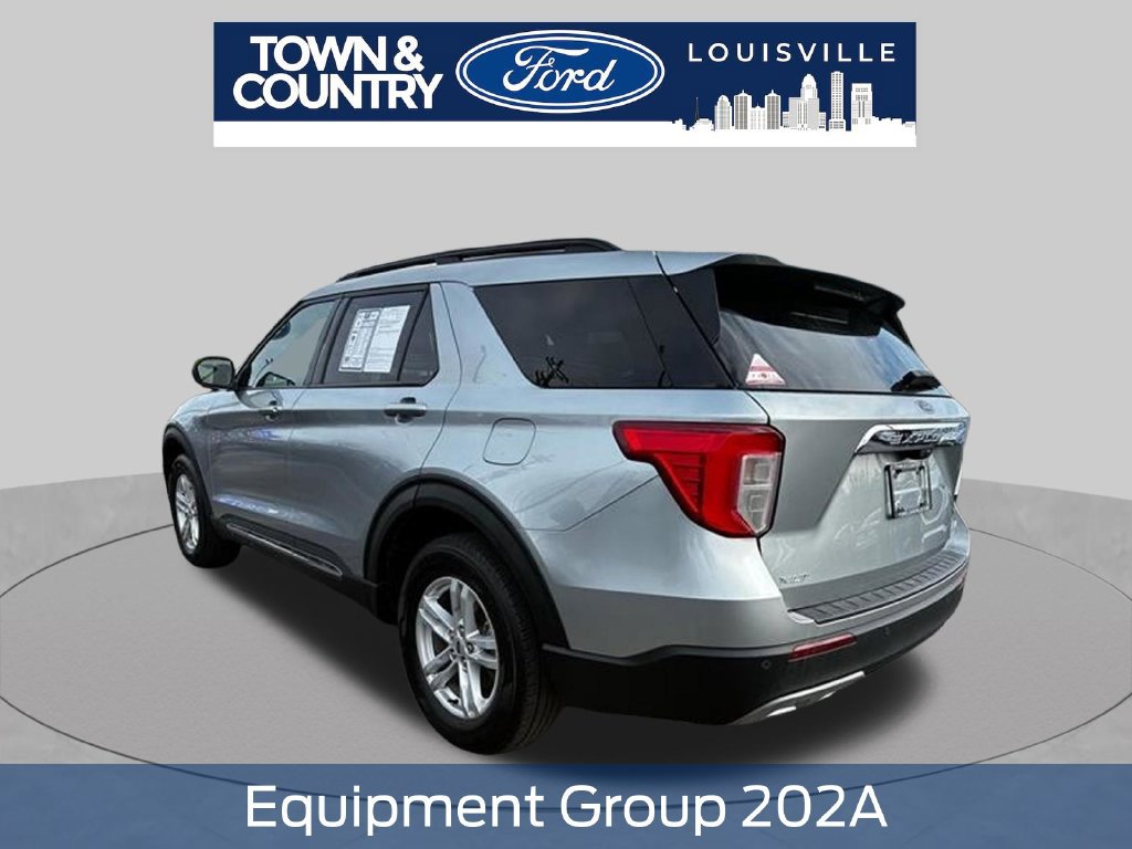 Used 2024 Ford Explorer XLT w/ Equipment Group 202A AWD/4WD image 6