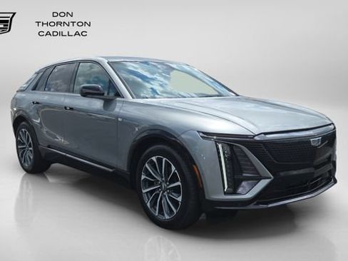 Certified 2024 Cadillac Lyriq Sport w/ LPO, Floor Liner Package AWD/4WD image 7