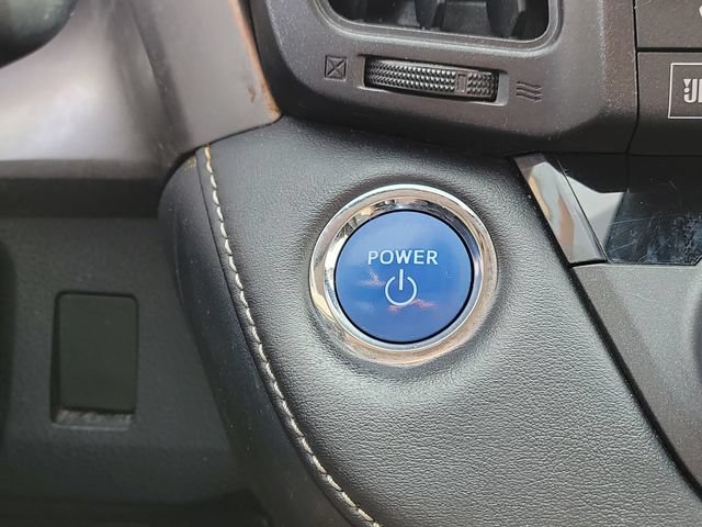 Used 2017 Toyota RAV4 Limited w/ Advanced Technology Package AWD/4WD image 12