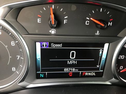 Used 2019 GMC Acadia SLT image 22