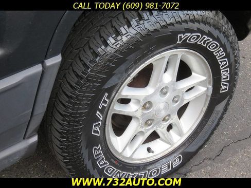 Used 2003 Jeep Grand Cherokee Laredo image 13