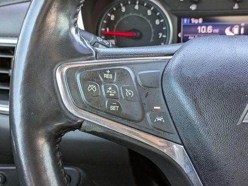 Used 2021 Chevrolet Equinox LT w/ Driver Convenience Package FWD image 22