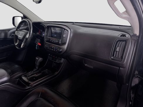 Used 2016 GMC Canyon SLT w/ Driver Alert Package image 29