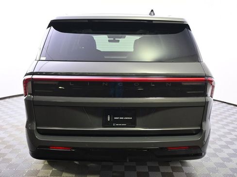 New 2026 Lincoln Navigator Black Label AWD/4WD image 5